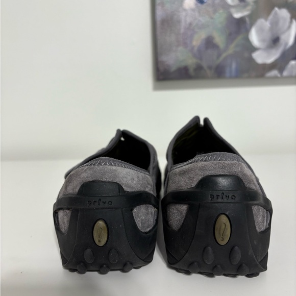 Clark’s Privo Women’s Size 8.5 Gray Suede shoes - Picture 6 of 10